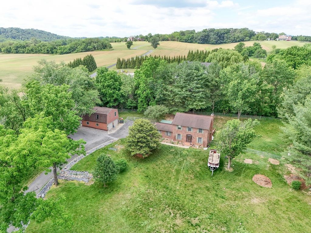 2251 AIRPORT RD, BRIDGEWATER, Virginia 22812, 5 Bedrooms Bedrooms, ,3 BathroomsBathrooms,Residential,2251 AIRPORT RD,678936 MLS # 678936