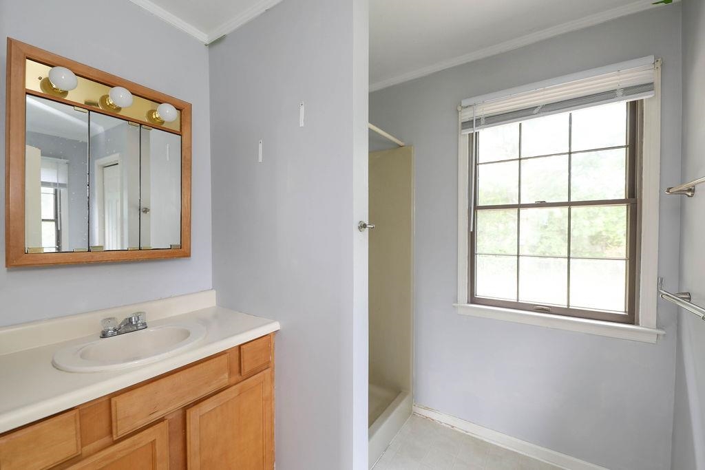 2251 AIRPORT RD, BRIDGEWATER, Virginia 22812, 5 Bedrooms Bedrooms, ,3 BathroomsBathrooms,Residential,2251 AIRPORT RD,678936 MLS # 678936