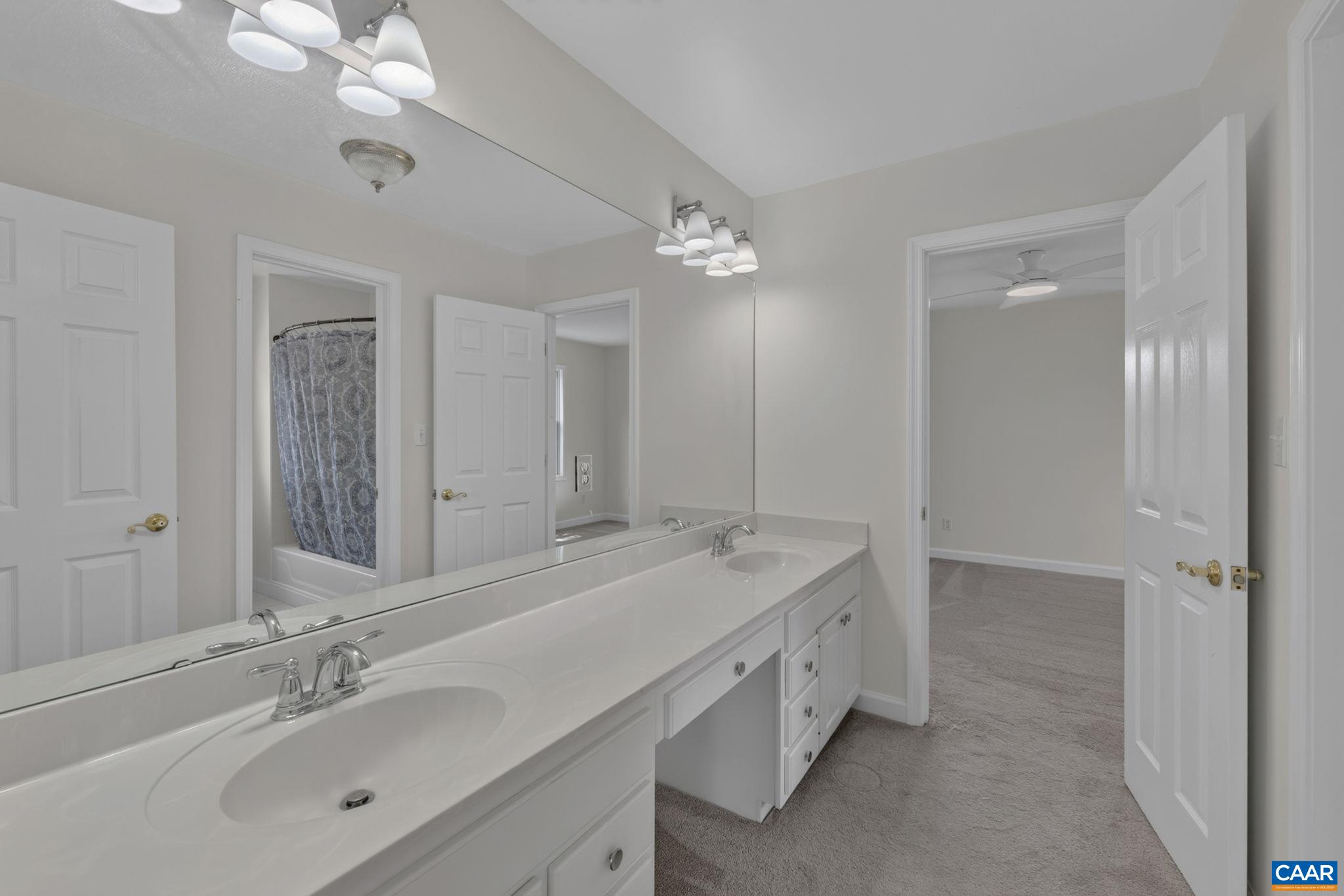 618 RIVANNA WOODS DR, FORK UNION, Virginia 23055, 4 Bedrooms Bedrooms, ,3 BathroomsBathrooms,Residential,618 RIVANNA WOODS DR,678938 MLS # 678938