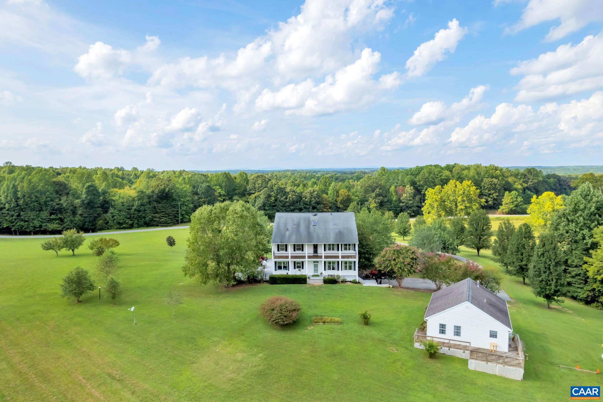 618 RIVANNA WOODS DR, FORK UNION, Virginia 23055, 4 Bedrooms Bedrooms, ,3 BathroomsBathrooms,Residential,618 RIVANNA WOODS DR,678938 MLS # 678938