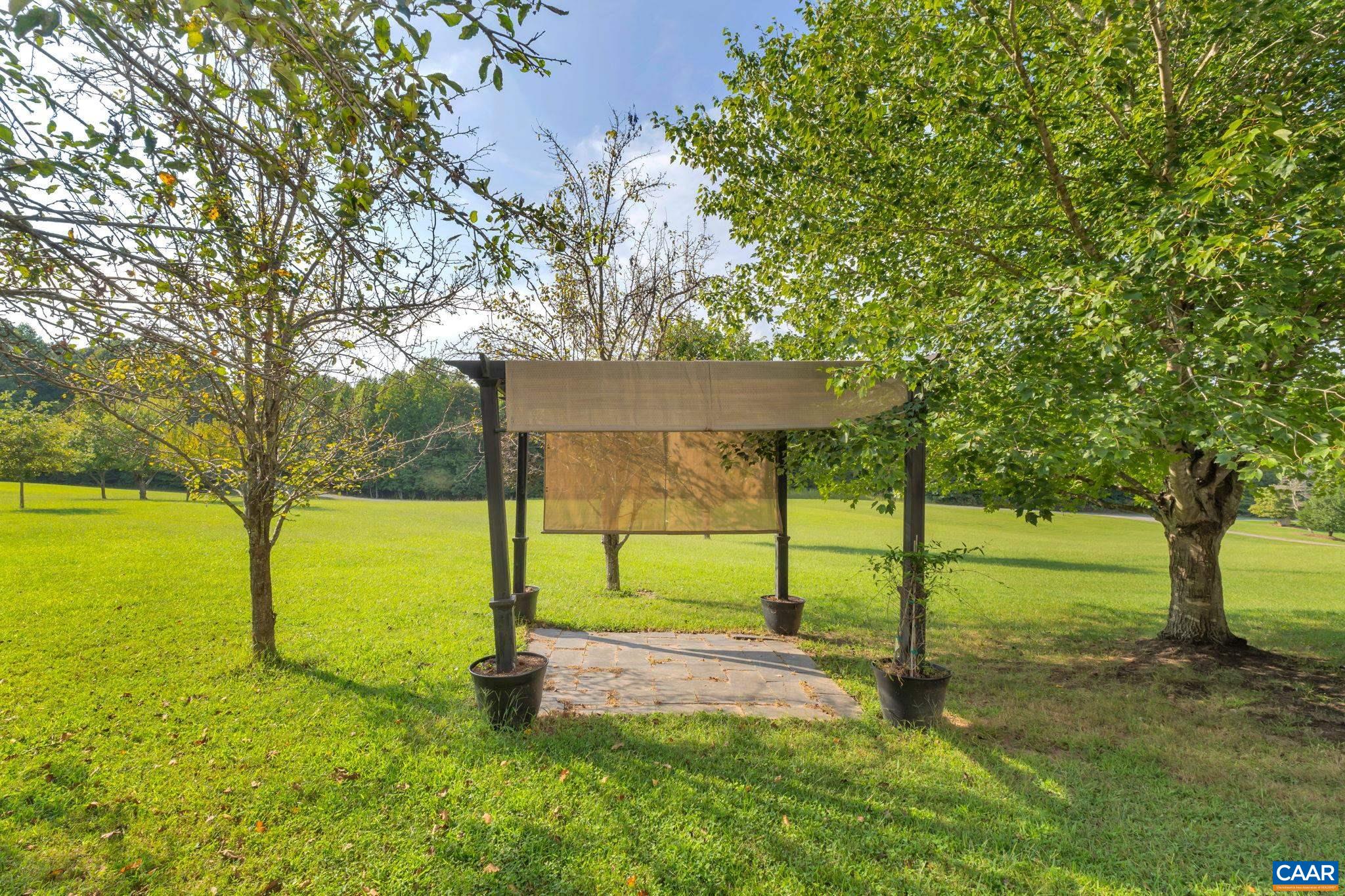 618 RIVANNA WOODS DR, FORK UNION, Virginia 23055, 4 Bedrooms Bedrooms, ,3 BathroomsBathrooms,Residential,618 RIVANNA WOODS DR,678938 MLS # 678938