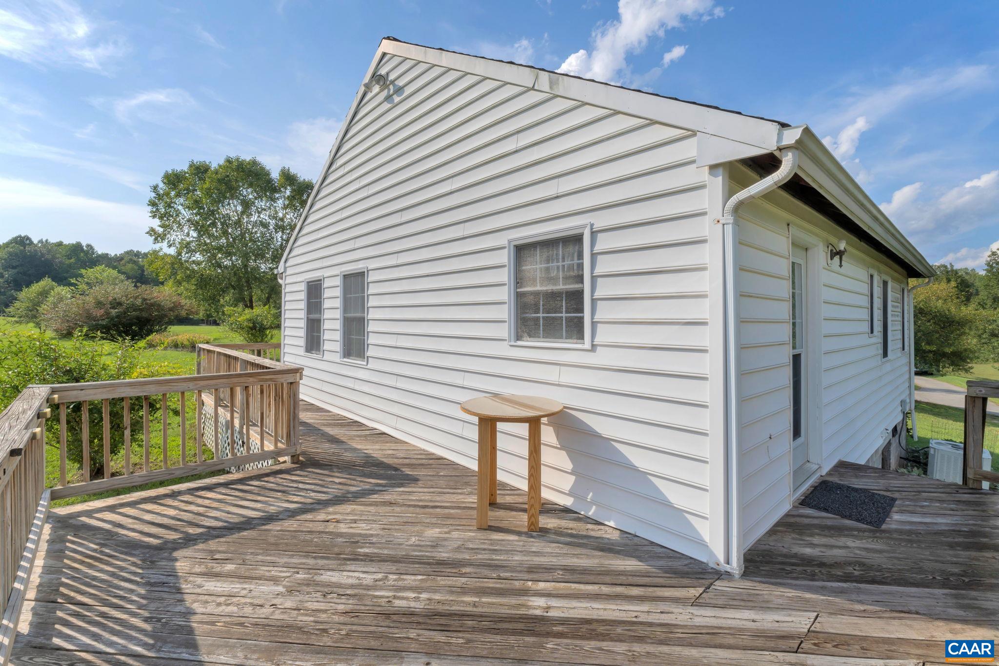 618 RIVANNA WOODS DR, FORK UNION, Virginia 23055, 4 Bedrooms Bedrooms, ,3 BathroomsBathrooms,Residential,618 RIVANNA WOODS DR,678938 MLS # 678938