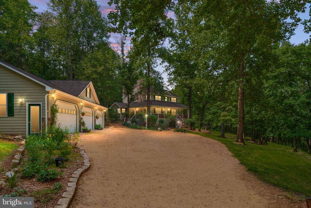 203 ROCK MILLS RD, WOODVILLE, Virginia 22749, 4 Bedrooms Bedrooms, ,3 BathroomsBathrooms,Residential,203 ROCK MILLS RD,VARP2002726 MLS # VARP2002726