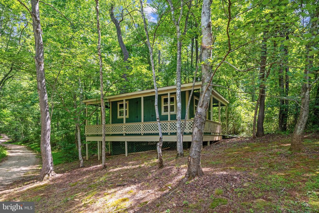 203 ROCK MILLS RD, WOODVILLE, Virginia 22749, 4 Bedrooms Bedrooms, ,3 BathroomsBathrooms,Residential,203 ROCK MILLS RD,VARP2002726 MLS # VARP2002726