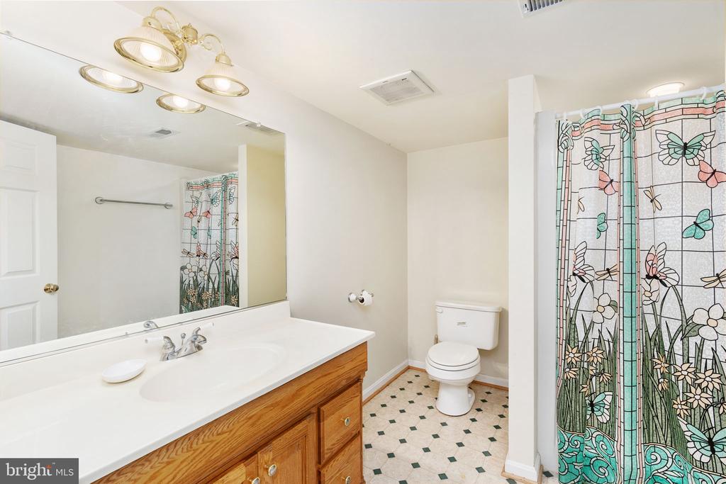 203 ROCK MILLS RD, WOODVILLE, Virginia 22749, 4 Bedrooms Bedrooms, ,3 BathroomsBathrooms,Residential,203 ROCK MILLS RD,VARP2002726 MLS # VARP2002726