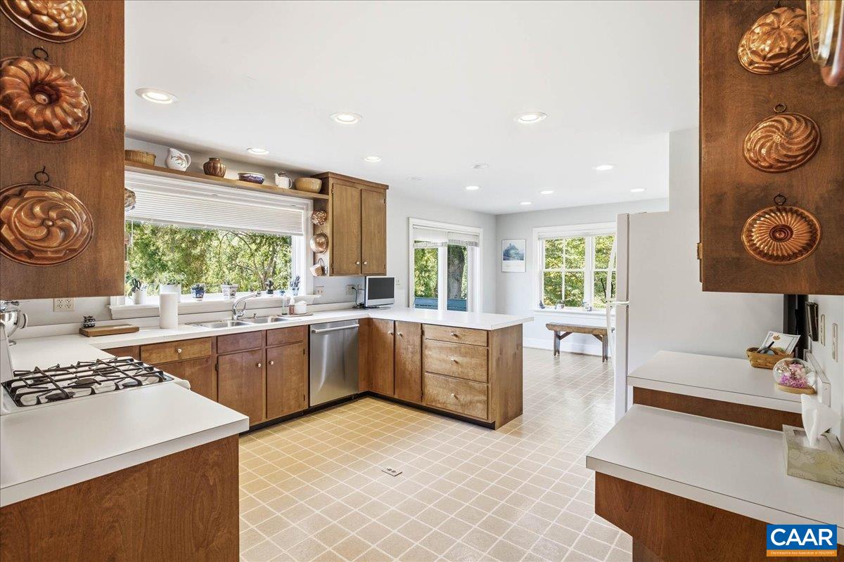 525 MILFORD RD, EARLYSVILLE, Virginia 22936, 4 Bedrooms Bedrooms, ,3 BathroomsBathrooms,Residential,525 MILFORD RD,678940 MLS # 678940