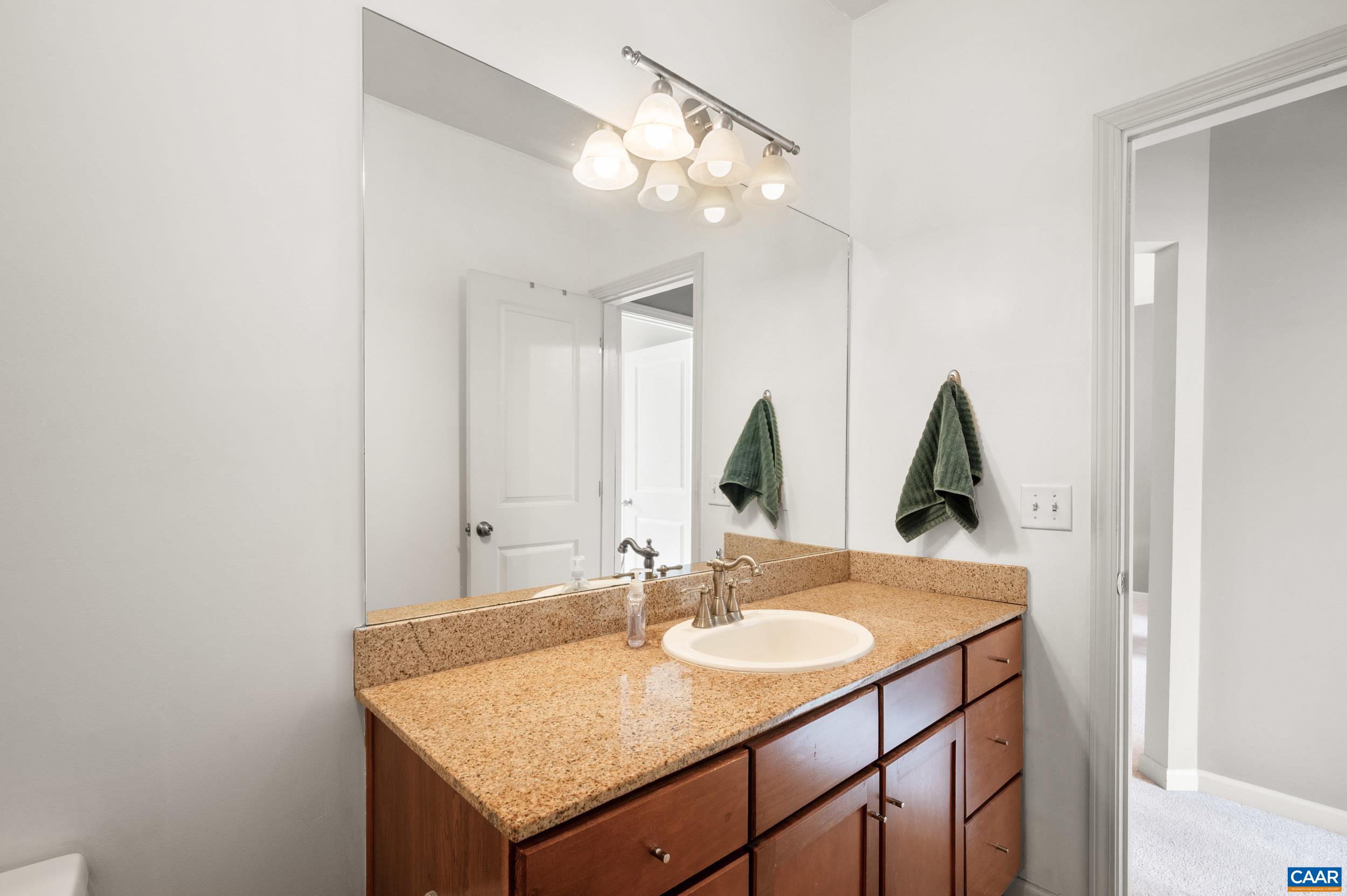 720 WALKER SQ, CHARLOTTESVILLE, Virginia 22903, 1 Bedroom Bedrooms, ,1 BathroomBathrooms,Residential,720 WALKER SQ,678941 MLS # 678941