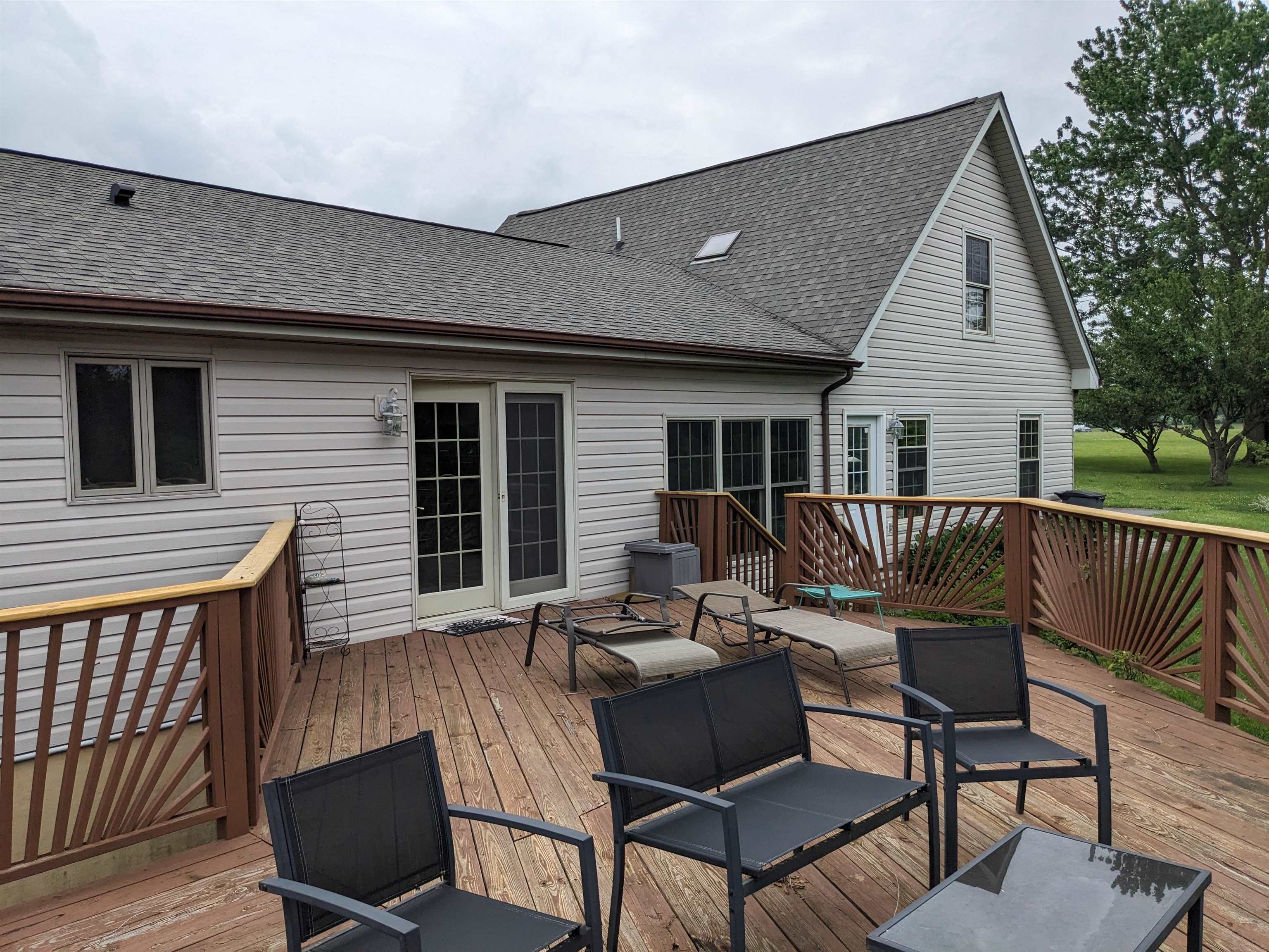 485 HIGHVIEW RD, NEW MARKET, Virginia 22844, 5 Bedrooms Bedrooms, ,4 BathroomsBathrooms,Residential,485 HIGHVIEW RD,678942 MLS # 678942
