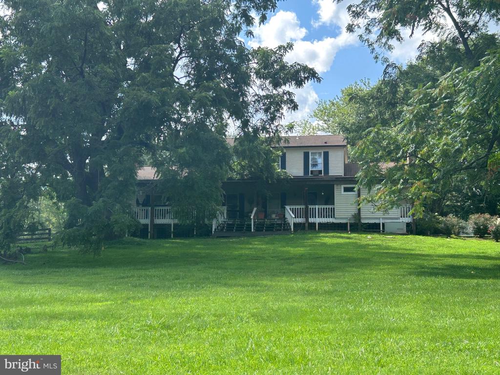 13078 BREEZY KNOLL LN, AMISSVILLE, Virginia 20106, 4 Bedrooms Bedrooms, ,2 BathroomsBathrooms,Residential,13078 BREEZY KNOLL LN,VACU2014220 MLS # VACU2014220