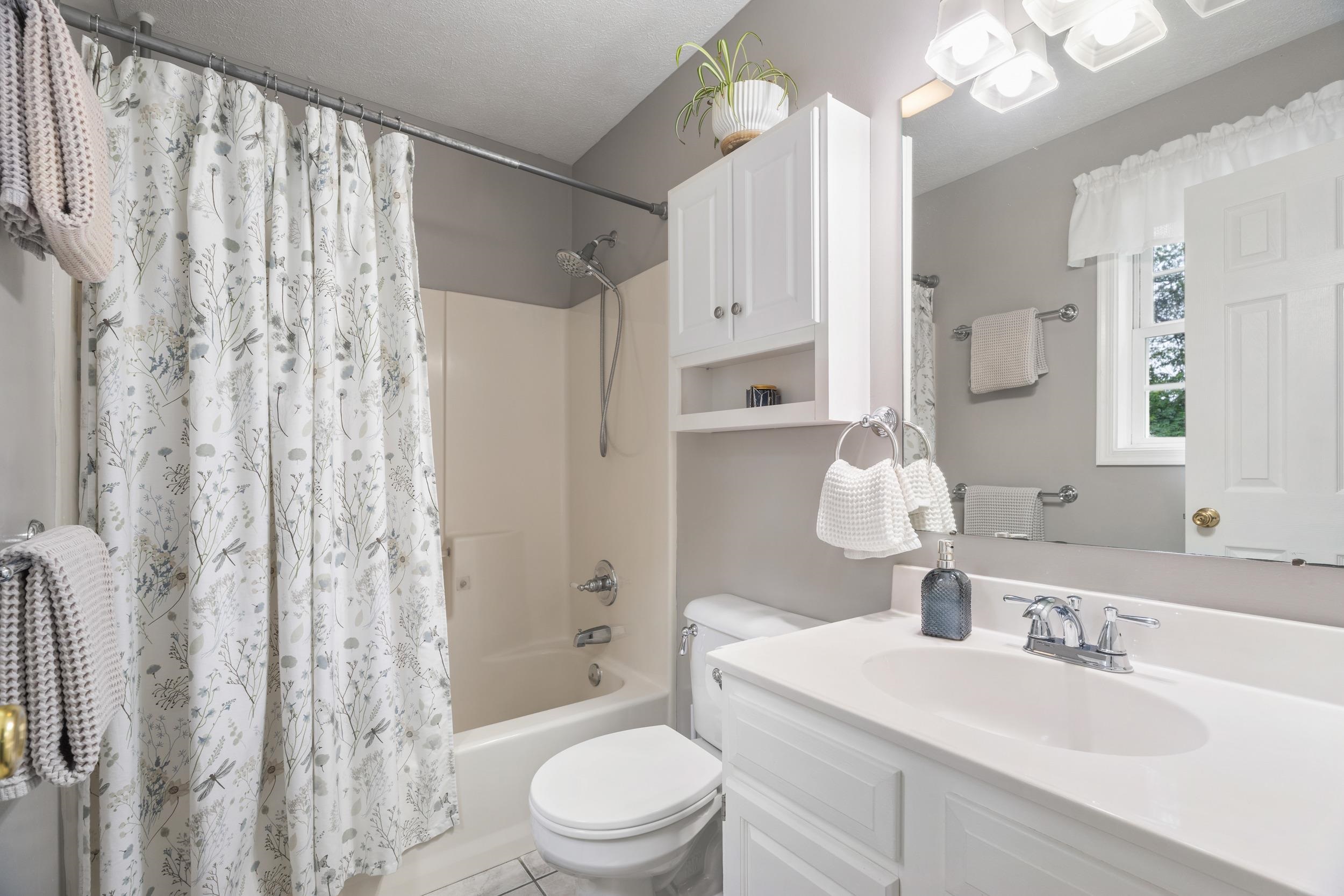 227 BOWMANS RUN DR, STUARTS DRAFT, Virginia 24477, 3 Bedrooms Bedrooms, ,2 BathroomsBathrooms,Residential,227 BOWMANS RUN DR,678944 MLS # 678944