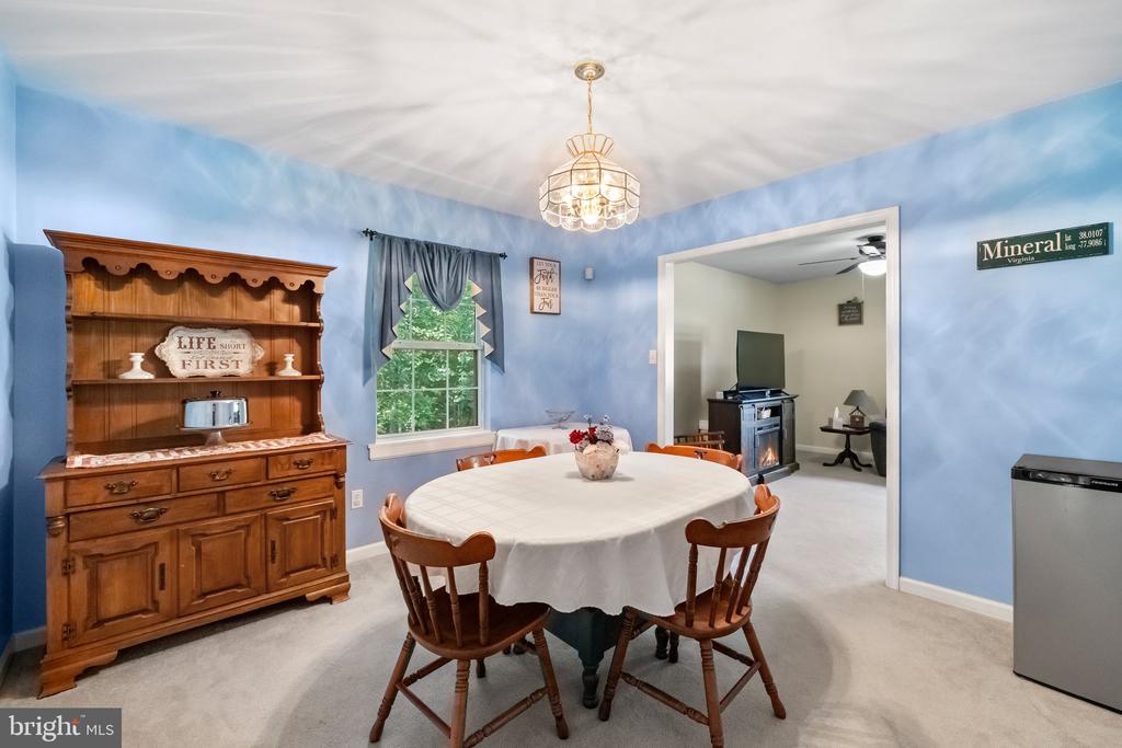 2278 CARTERSVILLE RD, MINERAL, Virginia 23117, 4 Bedrooms Bedrooms, ,2 BathroomsBathrooms,Residential,2278 CARTERSVILLE RD,VALA2010036 MLS # VALA2010036