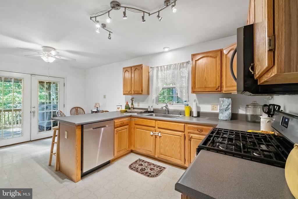2278 CARTERSVILLE RD, MINERAL, Virginia 23117, 4 Bedrooms Bedrooms, ,2 BathroomsBathrooms,Residential,2278 CARTERSVILLE RD,VALA2010036 MLS # VALA2010036