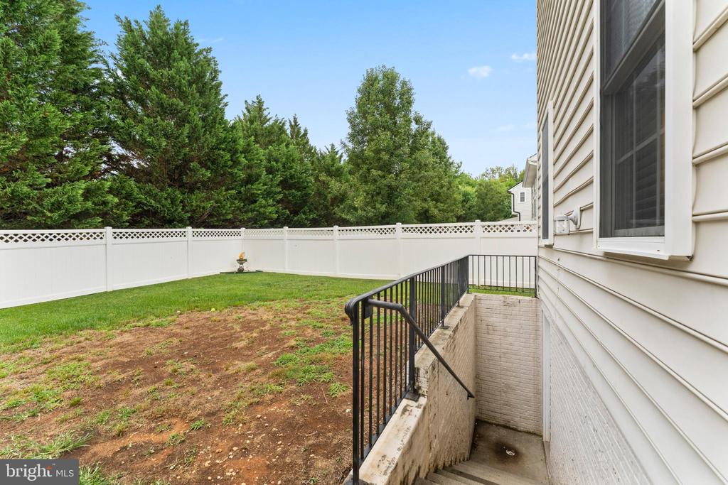 5804 TELLURIDE LN, SPOTSYLVANIA, Virginia 22553, 5 Bedrooms Bedrooms, ,3 BathroomsBathrooms,Residential,5804 TELLURIDE LN,VASP2042982 MLS # VASP2042982