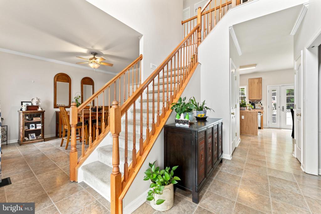 5804 TELLURIDE LN, SPOTSYLVANIA, Virginia 22553, 5 Bedrooms Bedrooms, ,3 BathroomsBathrooms,Residential,5804 TELLURIDE LN,VASP2042982 MLS # VASP2042982