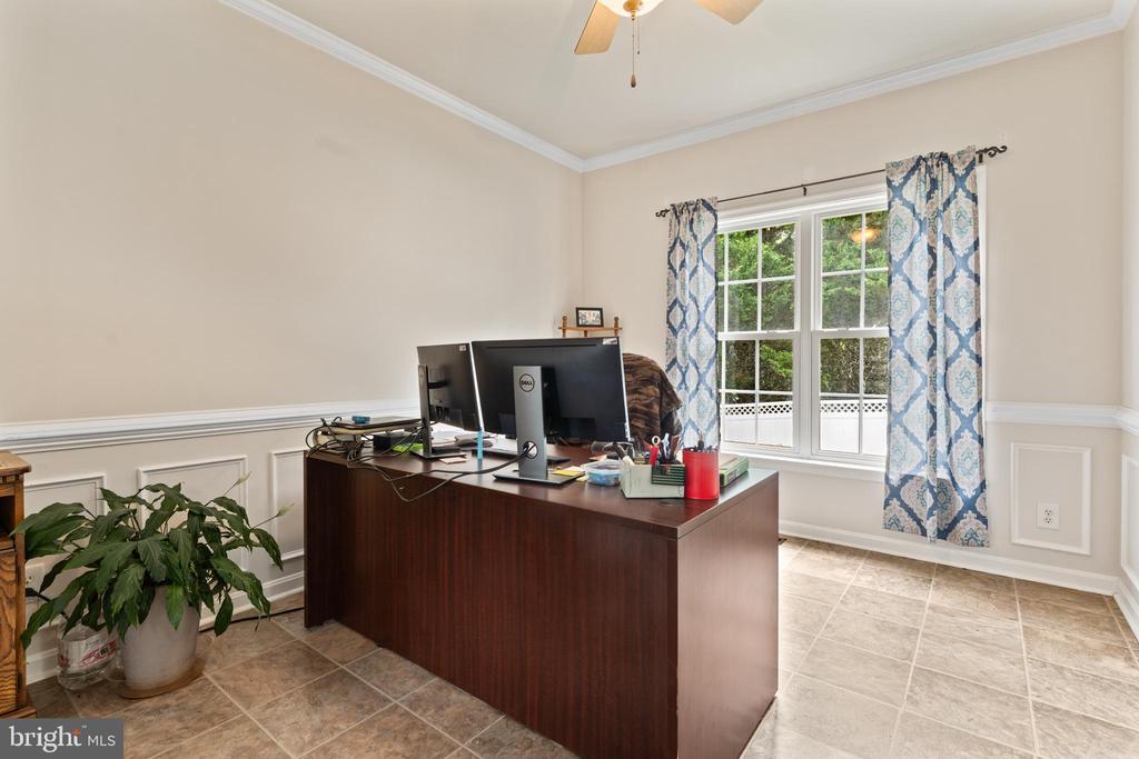 5804 TELLURIDE LN, SPOTSYLVANIA, Virginia 22553, 5 Bedrooms Bedrooms, ,3 BathroomsBathrooms,Residential,5804 TELLURIDE LN,VASP2042982 MLS # VASP2042982