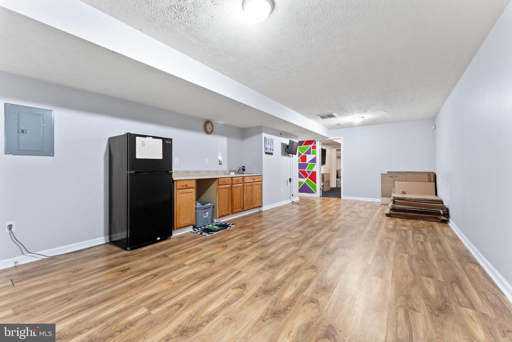 5804 TELLURIDE LN, SPOTSYLVANIA, Virginia 22553, 5 Bedrooms Bedrooms, ,3 BathroomsBathrooms,Residential,5804 TELLURIDE LN,VASP2042982 MLS # VASP2042982