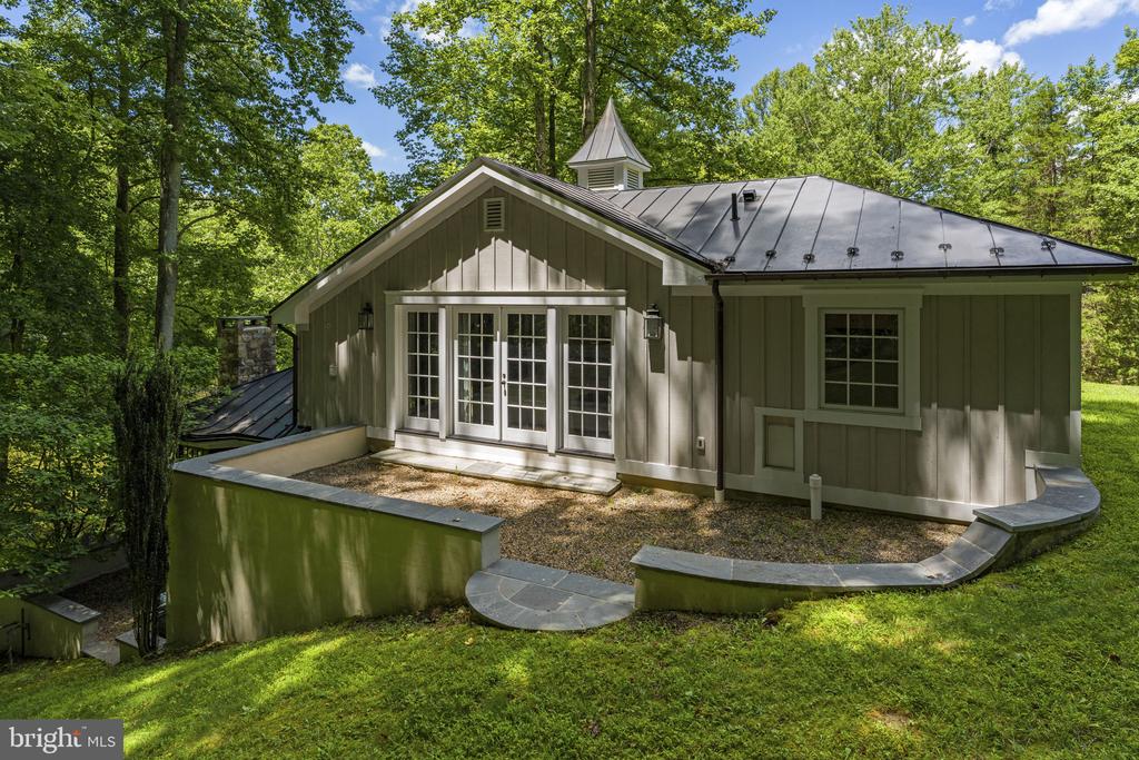 4639 HOPEWELL RD, THE PLAINS, Virginia 20198, 1 Bedroom Bedrooms, ,2 BathroomsBathrooms,Residential,4639 HOPEWELL RD,VAFQ2022792 MLS # VAFQ2022792