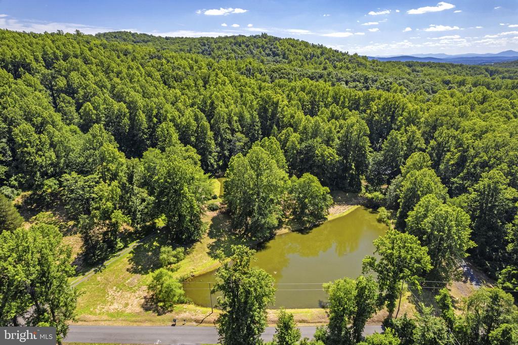 4639 HOPEWELL RD, THE PLAINS, Virginia 20198, 1 Bedroom Bedrooms, ,2 BathroomsBathrooms,Residential,4639 HOPEWELL RD,VAFQ2022792 MLS # VAFQ2022792