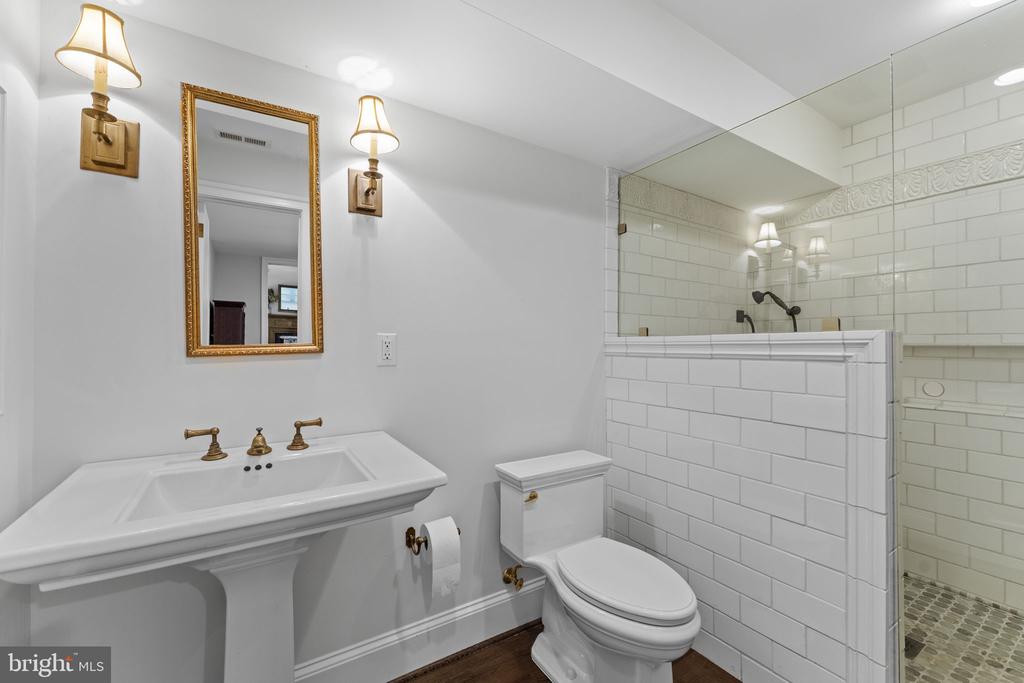 4639 HOPEWELL RD, THE PLAINS, Virginia 20198, 1 Bedroom Bedrooms, ,2 BathroomsBathrooms,Residential,4639 HOPEWELL RD,VAFQ2022792 MLS # VAFQ2022792