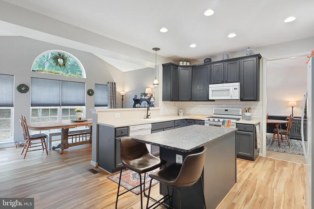 2060 GOLF DR, CULPEPER, Virginia 22701, 4 Bedrooms Bedrooms, ,2 BathroomsBathrooms,Residential,2060 GOLF DR,VACU2014222 MLS # VACU2014222