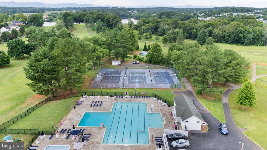 2060 GOLF DR, CULPEPER, Virginia 22701, 4 Bedrooms Bedrooms, ,2 BathroomsBathrooms,Residential,2060 GOLF DR,VACU2014222 MLS # VACU2014222