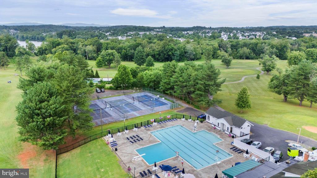 2060 GOLF DR, CULPEPER, Virginia 22701, 4 Bedrooms Bedrooms, ,2 BathroomsBathrooms,Residential,2060 GOLF DR,VACU2014222 MLS # VACU2014222