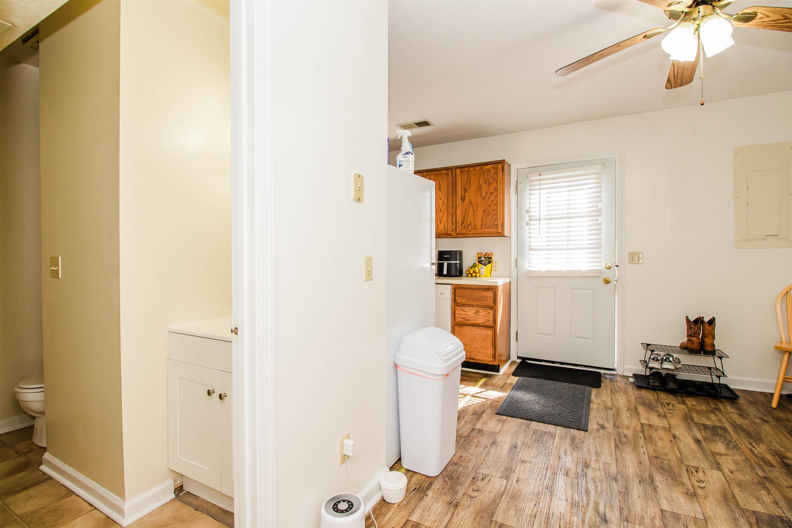 839 VINE ST, HARRISONBURG, Virginia 22802, 2 Bedrooms Bedrooms, ,1 BathroomBathrooms,Residential,839 VINE ST,678533 MLS # 678533