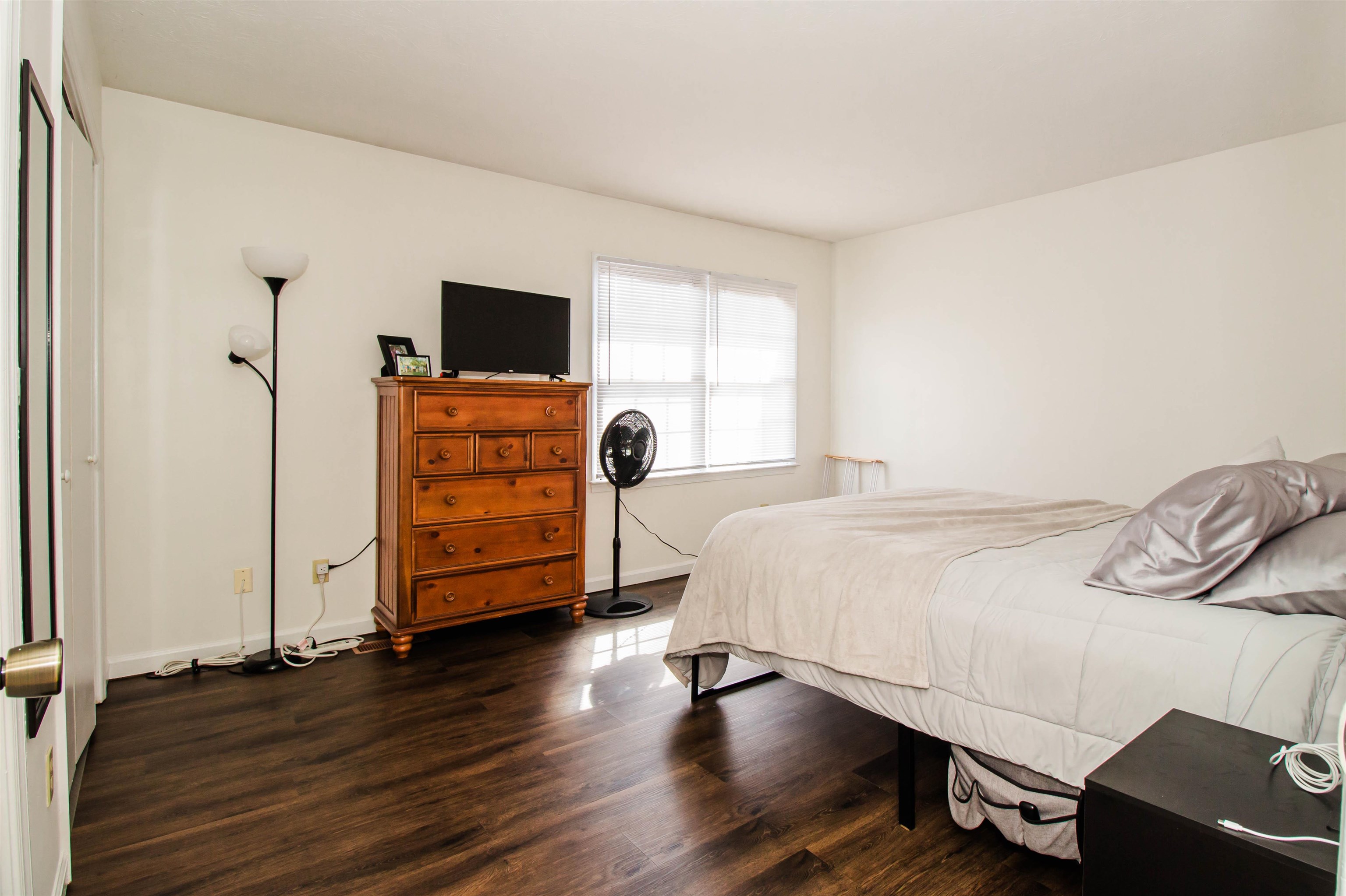 839 VINE ST, HARRISONBURG, Virginia 22802, 2 Bedrooms Bedrooms, ,1 BathroomBathrooms,Residential,839 VINE ST,678533 MLS # 678533