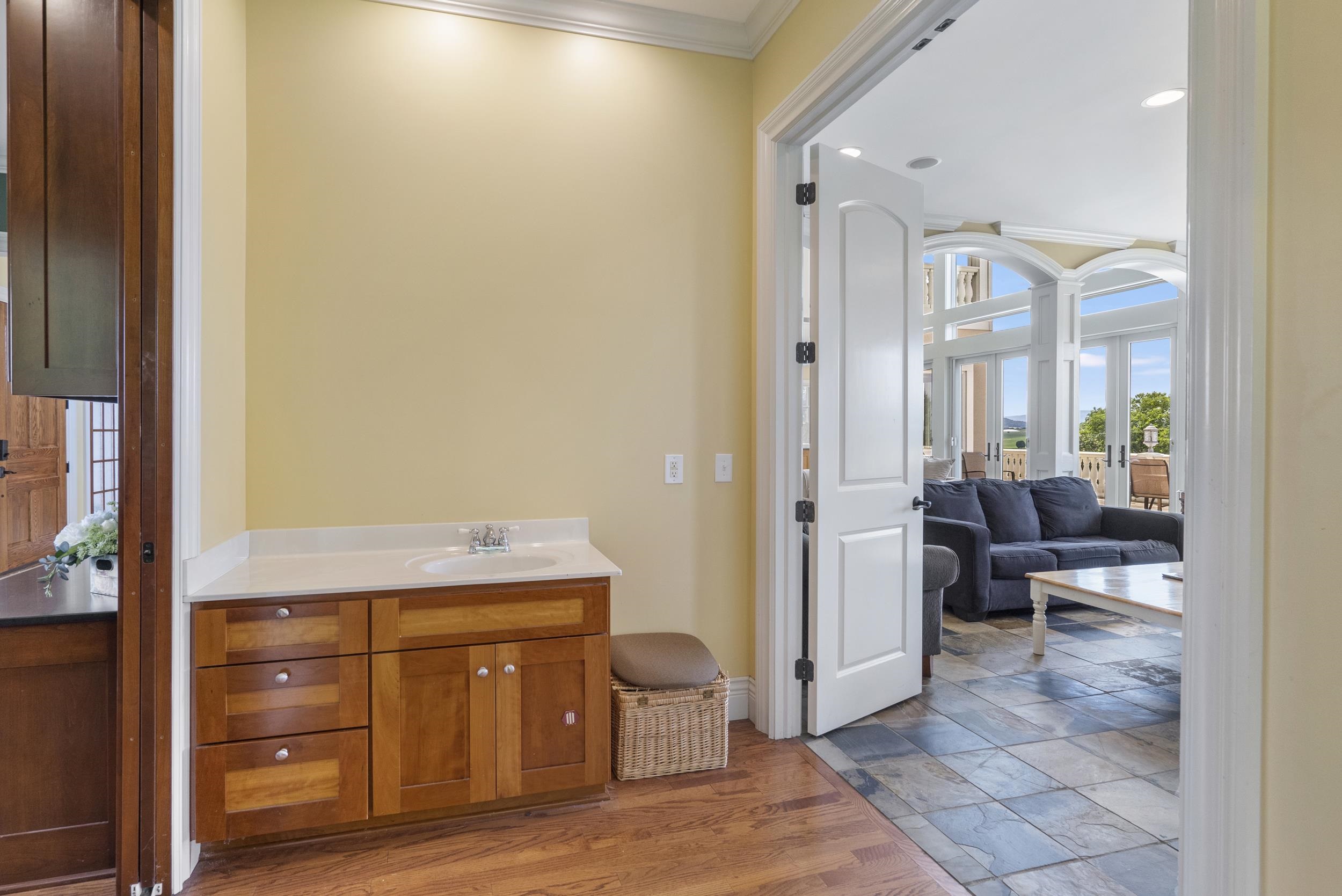 957 SUMMIT AVE, HARRISONBURG, Virginia 22802, 5 Bedrooms Bedrooms, ,4 BathroomsBathrooms,Residential,957 SUMMIT AVE,678744 MLS # 678744 957 SUMMIT AVE, HARRISONBURG, Virginia 22802, 5 Bedrooms Bedrooms, ,4 BathroomsBathrooms,Residential,957 SUMMIT AVE,678744 MLS # 678744