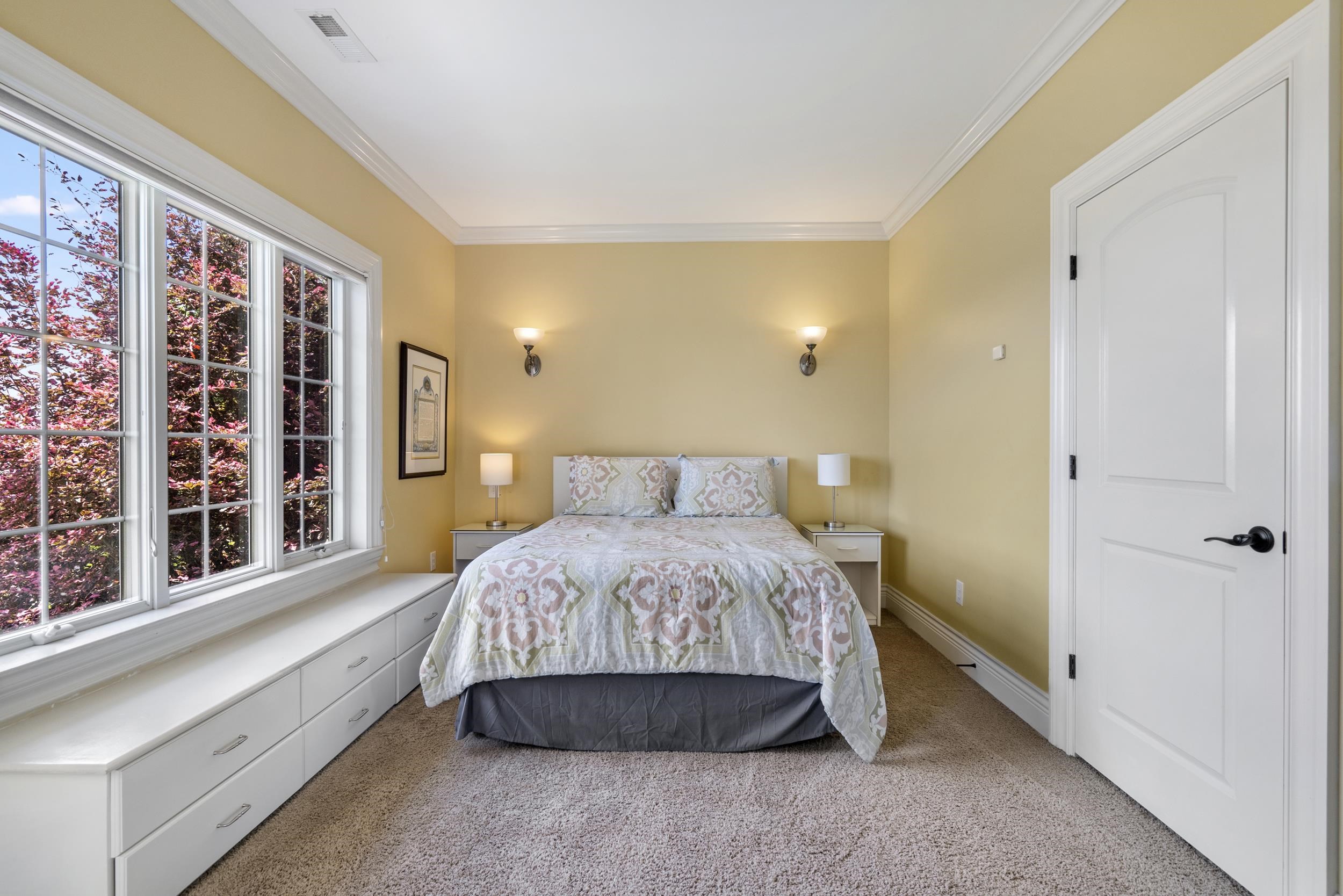 957 SUMMIT AVE, HARRISONBURG, Virginia 22802, 5 Bedrooms Bedrooms, ,4 BathroomsBathrooms,Residential,957 SUMMIT AVE,678744 MLS # 678744 957 SUMMIT AVE, HARRISONBURG, Virginia 22802, 5 Bedrooms Bedrooms, ,4 BathroomsBathrooms,Residential,957 SUMMIT AVE,678744 MLS # 678744