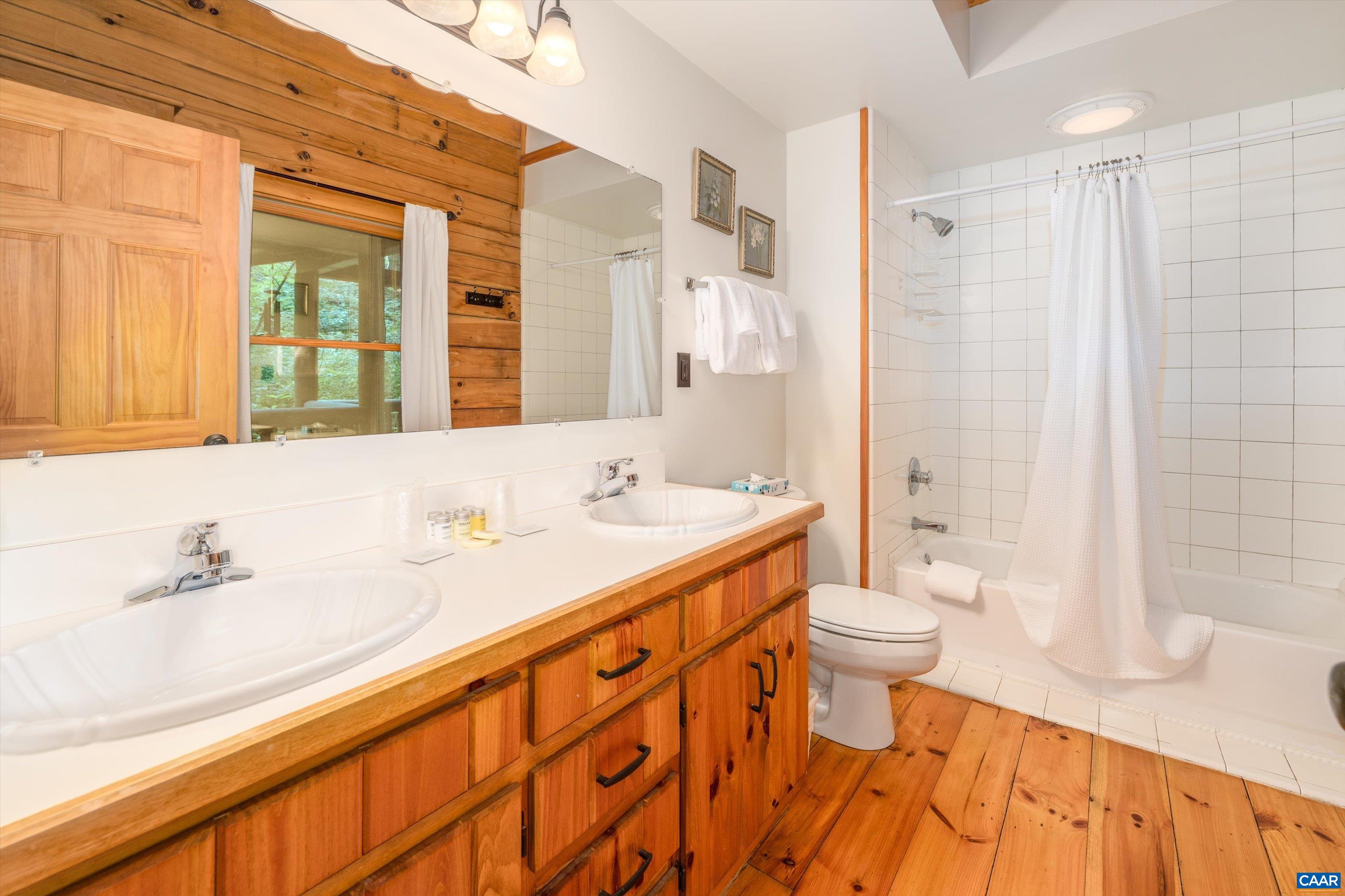 11 RAVENS ROOST CT, WINTERGREEN RESORT, Virginia 22967, 5 Bedrooms Bedrooms, ,3 BathroomsBathrooms,Residential,11 RAVENS ROOST CT,678929 MLS # 678929 11 RAVENS ROOST CT, WINTERGREEN RESORT, Virginia 22967, 5 Bedrooms Bedrooms, ,3 BathroomsBathrooms,Residential,11 RAVENS ROOST CT,678929 MLS # 678929