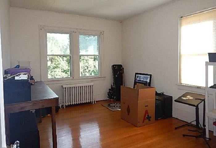 2505 N AUGUSTA ST, STAUNTON, Virginia 24401, 2 Bedrooms Bedrooms, ,1 BathroomBathrooms,Residential,2505 N AUGUSTA ST,678950 MLS # 678950