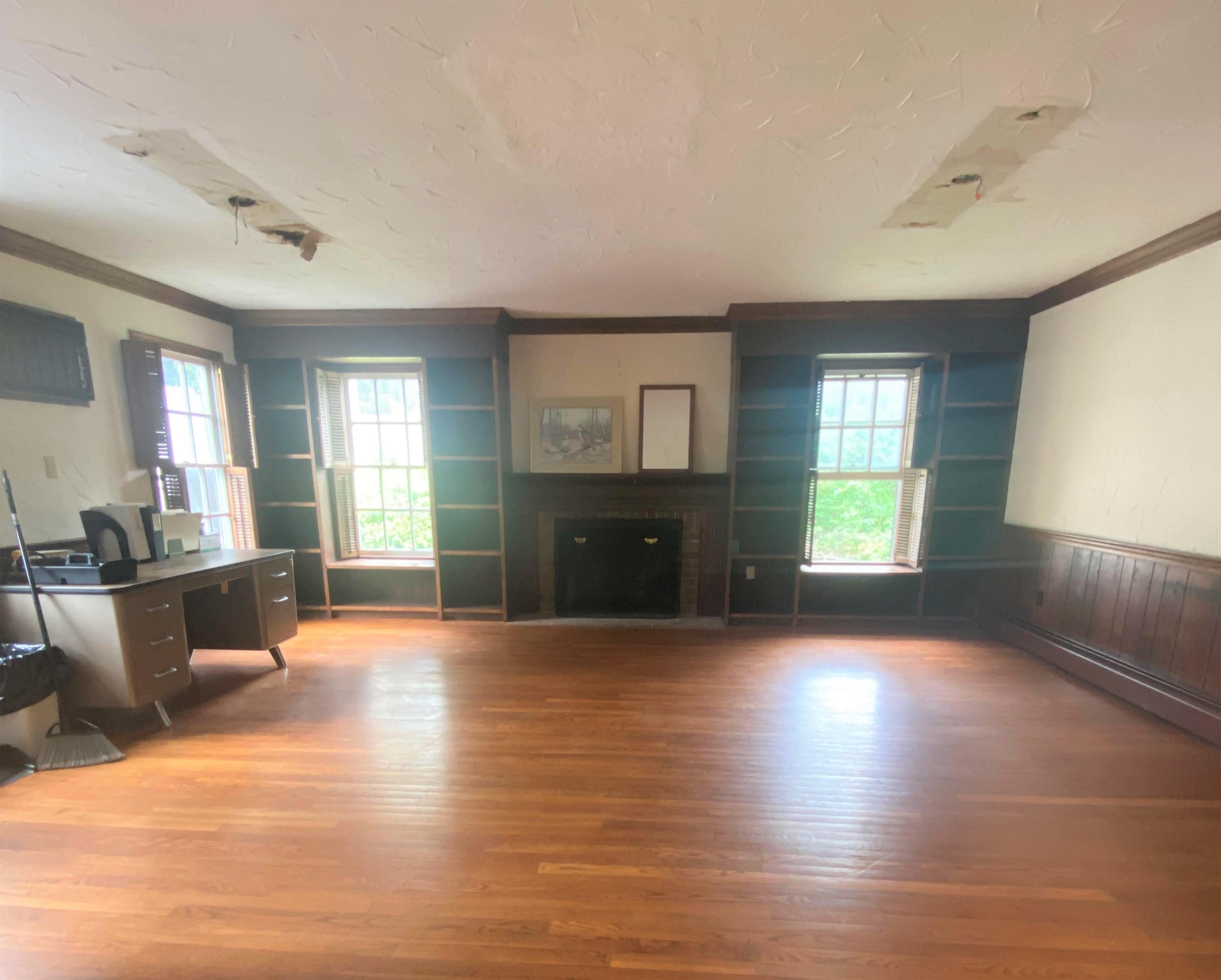 2505 N AUGUSTA ST, STAUNTON, Virginia 24401, 2 Bedrooms Bedrooms, ,1 BathroomBathrooms,Residential,2505 N AUGUSTA ST,678950 MLS # 678950