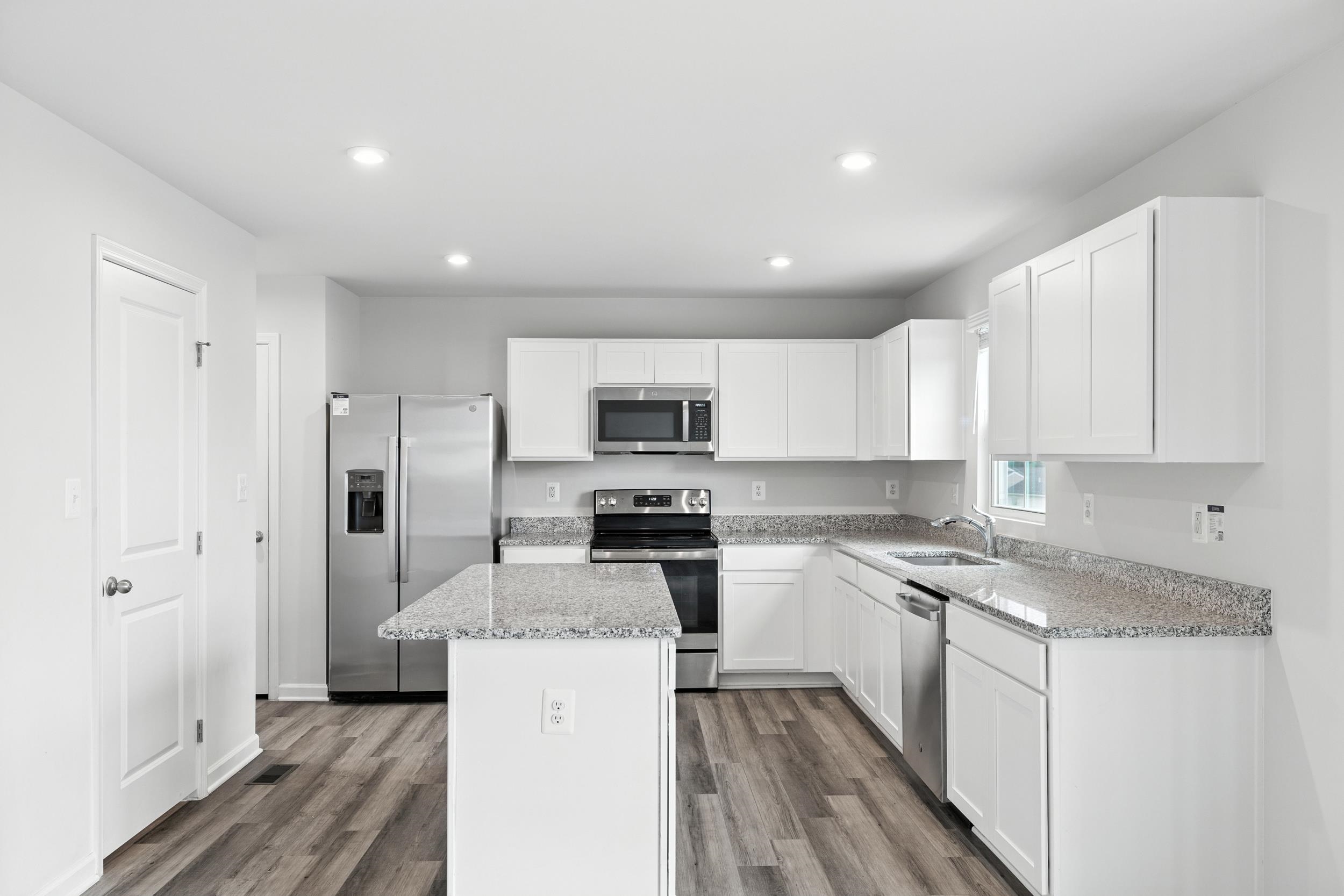 550 GROMMET DR, ROCKINGHAM, Virginia 22801, 5 Bedrooms Bedrooms, ,2 BathroomsBathrooms,Residential,550 Grommet Dr, Rockingham, VA 22801,550 GROMMET DR,678955 MLS # 678955