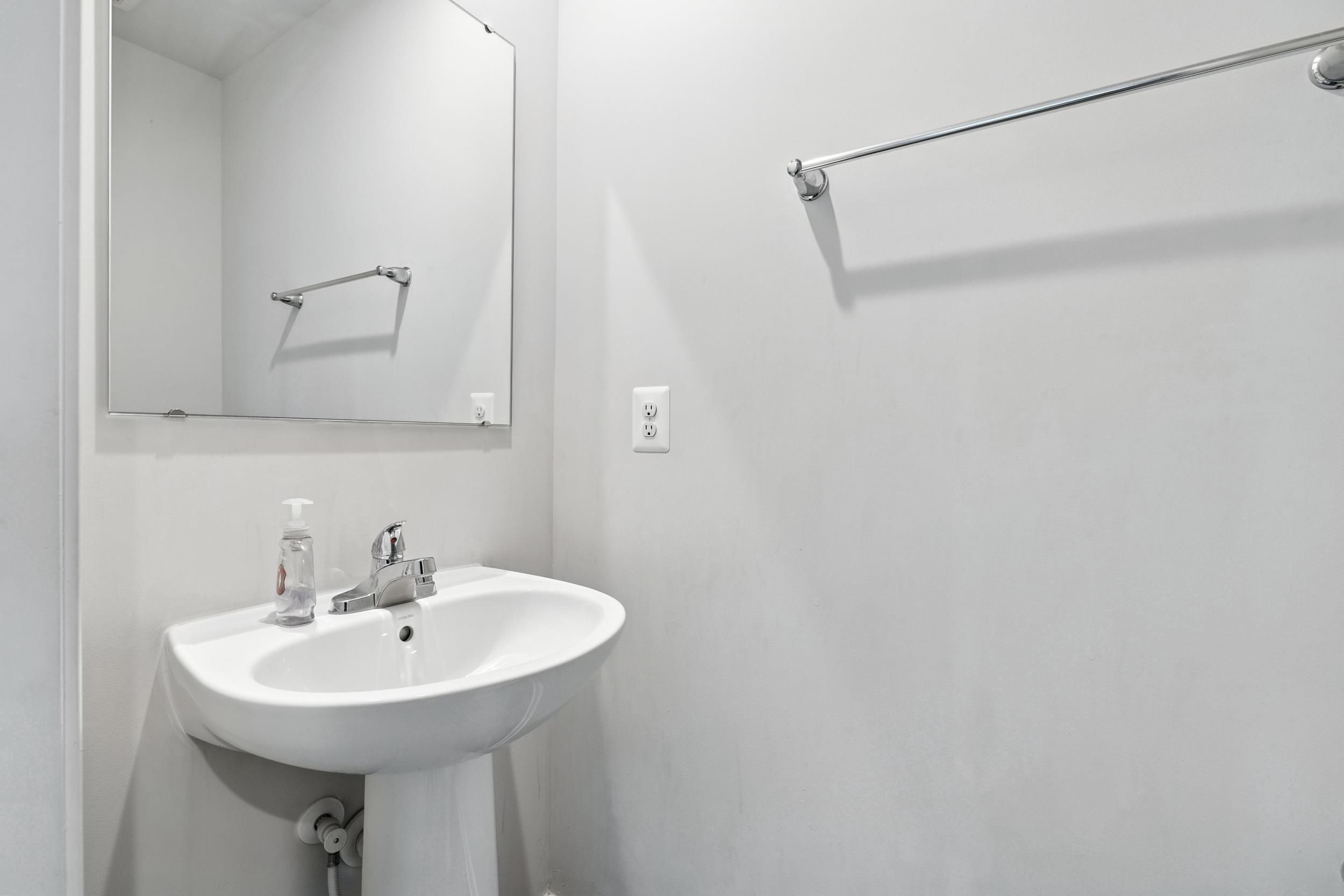 550 GROMMET DR, ROCKINGHAM, Virginia 22801, 5 Bedrooms Bedrooms, ,2 BathroomsBathrooms,Residential,550 Grommet Dr, Rockingham, VA 22801,550 GROMMET DR,678955 MLS # 678955