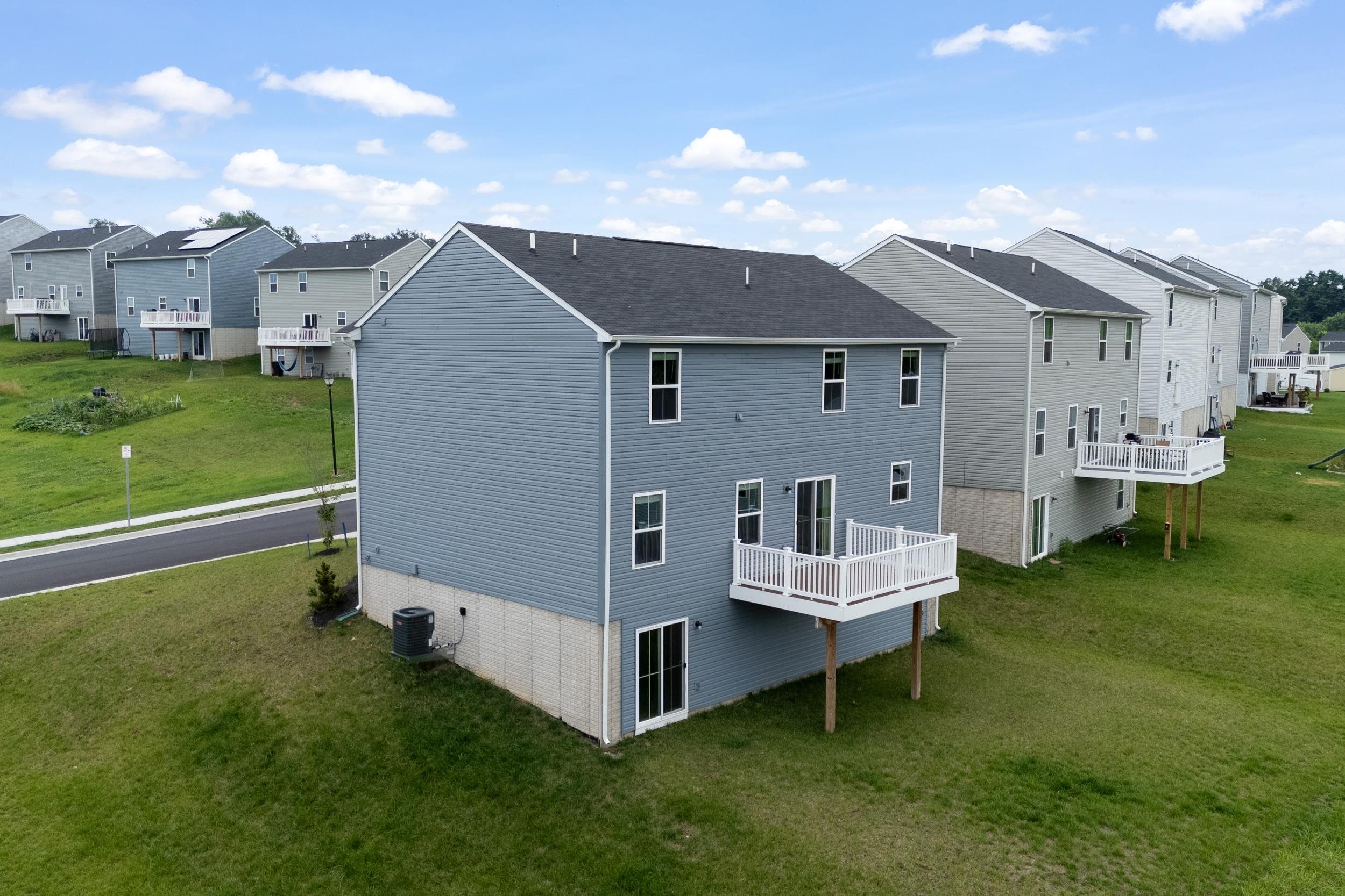 550 GROMMET DR, ROCKINGHAM, Virginia 22801, 5 Bedrooms Bedrooms, ,2 BathroomsBathrooms,Residential,550 Grommet Dr, Rockingham, VA 22801,550 GROMMET DR,678955 MLS # 678955