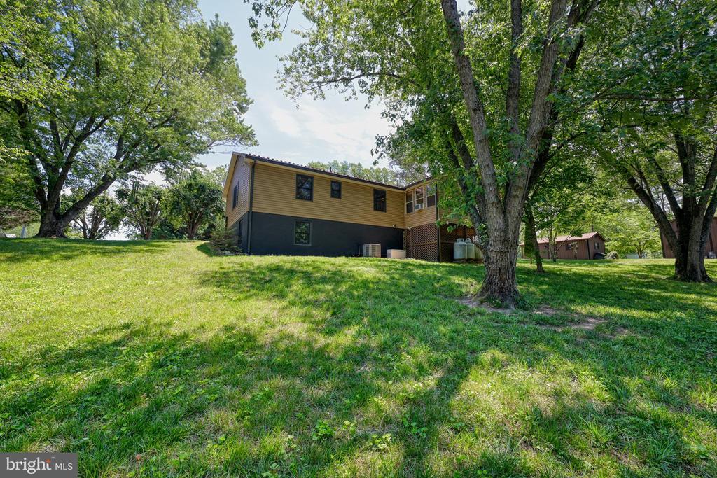 110 PATRICK HENRY DR, LOUISA, Virginia 23093, 3 Bedrooms Bedrooms, ,3 BathroomsBathrooms,Residential,110 PATRICK HENRY DR,VALA2010096 MLS # VALA2010096