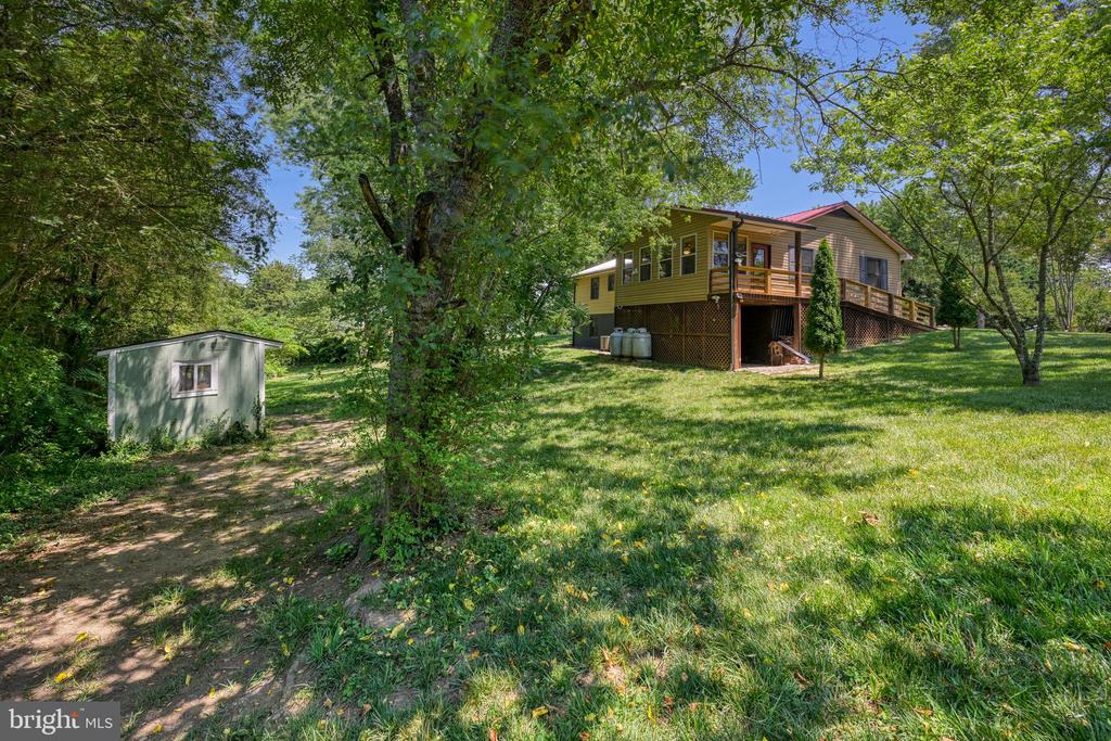 110 PATRICK HENRY DR, LOUISA, Virginia 23093, 3 Bedrooms Bedrooms, ,3 BathroomsBathrooms,Residential,110 PATRICK HENRY DR,VALA2010096 MLS # VALA2010096
