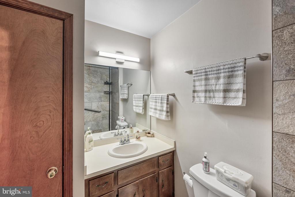 110 PATRICK HENRY DR, LOUISA, Virginia 23093, 3 Bedrooms Bedrooms, ,3 BathroomsBathrooms,Residential,110 PATRICK HENRY DR,VALA2010096 MLS # VALA2010096