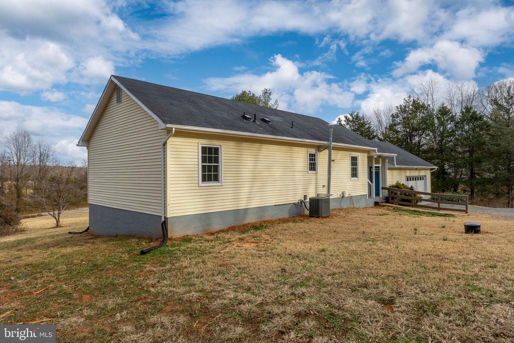 8346 WHITE SHOP RD, CULPEPER, Virginia 22701, 4 Bedrooms Bedrooms, ,3 BathroomsBathrooms,Residential,8346 WHITE SHOP RD,VACU2014100 MLS # VACU2014100