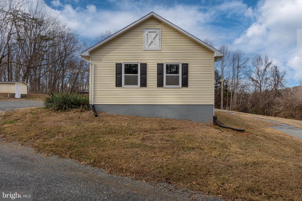 8346 WHITE SHOP RD, CULPEPER, Virginia 22701, 4 Bedrooms Bedrooms, ,3 BathroomsBathrooms,Residential,8346 WHITE SHOP RD,VACU2014100 MLS # VACU2014100