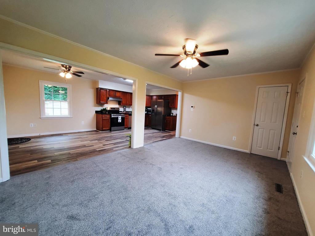 8346 WHITE SHOP RD, CULPEPER, Virginia 22701, 4 Bedrooms Bedrooms, ,3 BathroomsBathrooms,Residential,8346 WHITE SHOP RD,VACU2014100 MLS # VACU2014100