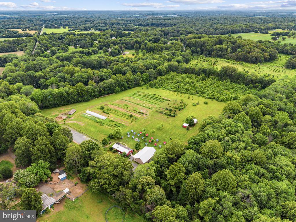 9269 REDEMPTION WAY, MIDLAND, Virginia 22728, ,3 BathroomsBathrooms,Residential,9269 REDEMPTION WAY,VAFQ2022826 MLS # VAFQ2022826