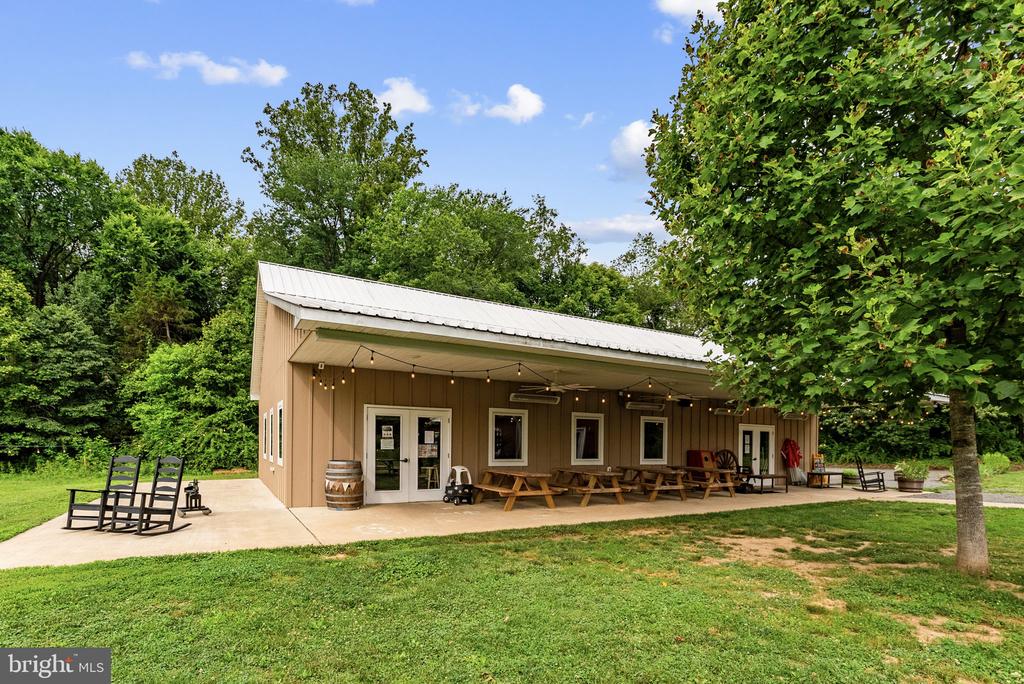 9269 REDEMPTION WAY, MIDLAND, Virginia 22728, ,3 BathroomsBathrooms,Residential,9269 REDEMPTION WAY,VAFQ2022826 MLS # VAFQ2022826