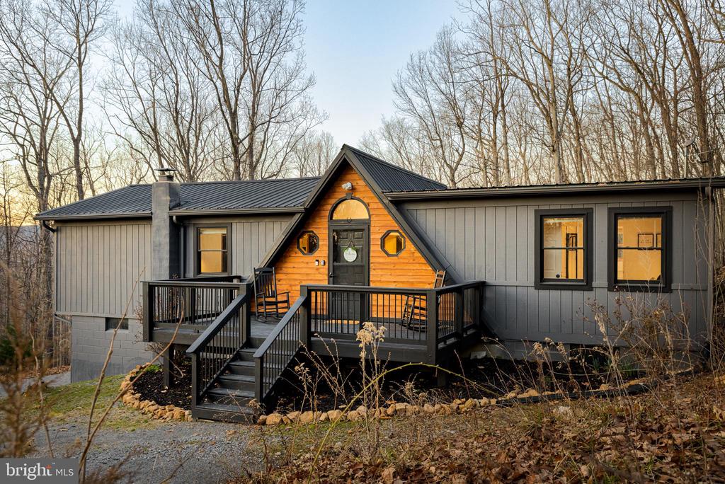 140 WILDWOOD LN, SHENANDOAH, Virginia 22849, 3 Bedrooms Bedrooms, ,2 BathroomsBathrooms,Residential,140 WILDWOOD LN,VAPA2006600 MLS # VAPA2006600