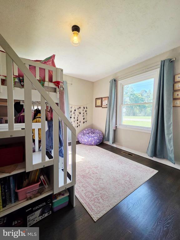 11506 POST OAK RD, SPOTSYLVANIA, Virginia 22551, 3 Bedrooms Bedrooms, ,2 BathroomsBathrooms,Residential,11506 POST OAK RD,VASP2043328 MLS # VASP2043328