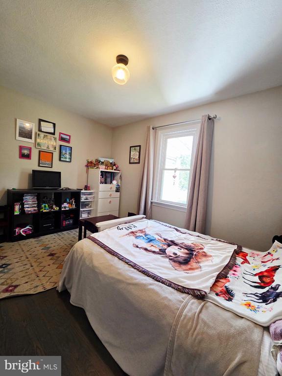 11506 POST OAK RD, SPOTSYLVANIA, Virginia 22551, 3 Bedrooms Bedrooms, ,2 BathroomsBathrooms,Residential,11506 POST OAK RD,VASP2043328 MLS # VASP2043328