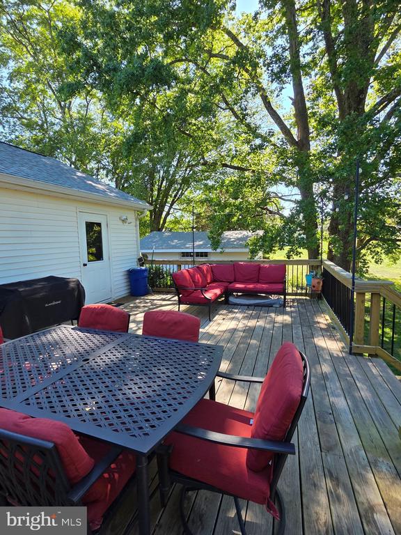11506 POST OAK RD, SPOTSYLVANIA, Virginia 22551, 3 Bedrooms Bedrooms, ,2 BathroomsBathrooms,Residential,11506 POST OAK RD,VASP2043328 MLS # VASP2043328