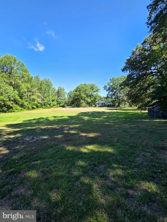 11506 POST OAK RD, SPOTSYLVANIA, Virginia 22551, 3 Bedrooms Bedrooms, ,2 BathroomsBathrooms,Residential,11506 POST OAK RD,VASP2043328 MLS # VASP2043328