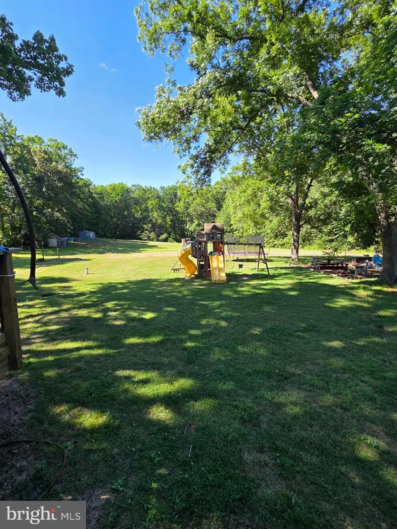 11506 POST OAK RD, SPOTSYLVANIA, Virginia 22551, 3 Bedrooms Bedrooms, ,2 BathroomsBathrooms,Residential,11506 POST OAK RD,VASP2043328 MLS # VASP2043328